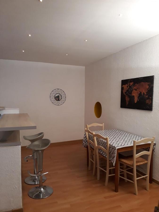 5 minutes des Arènes, parking, 6 couchages + 1 lit bébé Nîmes Esterno foto